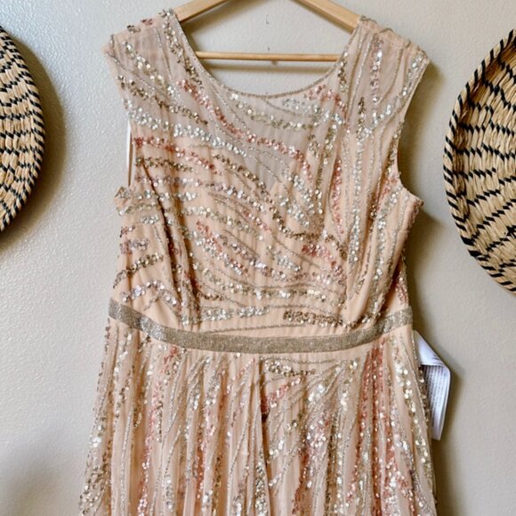 Mac Duggal 5445 Cap Sleeve Embellished Evening Gown Beige Multi Size 16 NWOT - Picture 4 of 13